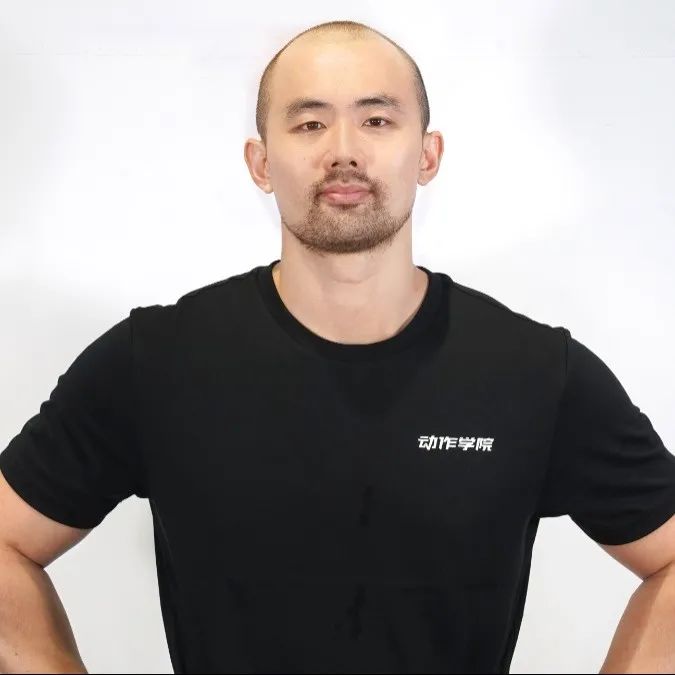 举重技巧口诀_举重教程_如何练习举重的技巧