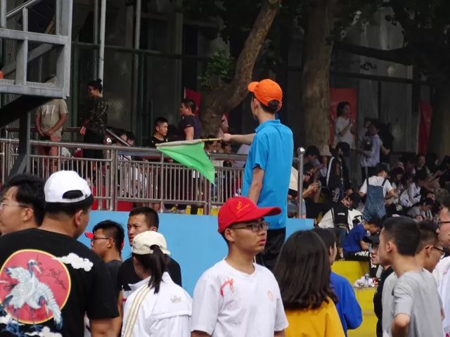 高中生运动_高中运动会慢速版_高中运动会跑步多少米