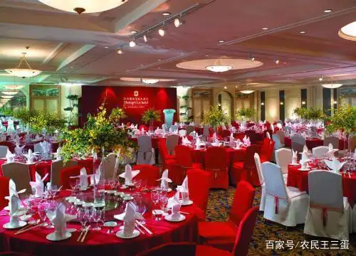 结婚司仪车队还有什么_婚车司机礼仪_婚礼司仪摄影车队