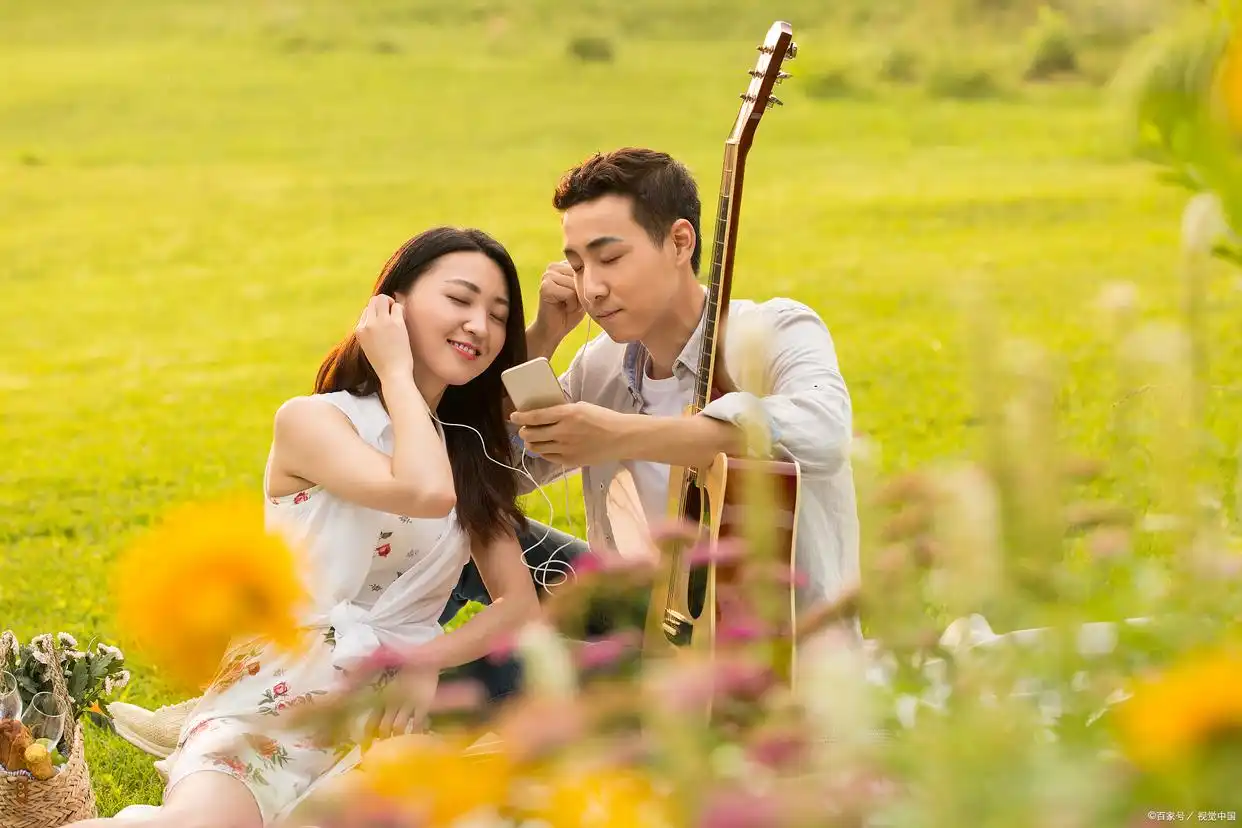 拍婚纱照内景华丽图片大全_婚纱的照片大全_婚纱实景