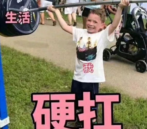草坪阳光婚纱照外景_婚纱草坪拍照姿势_婚纱草坪外景照阳光怎么照